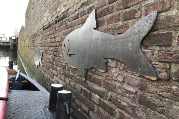 1928_Netherlands2020_©Mark van Heukelum_(7)Fish placed on wall