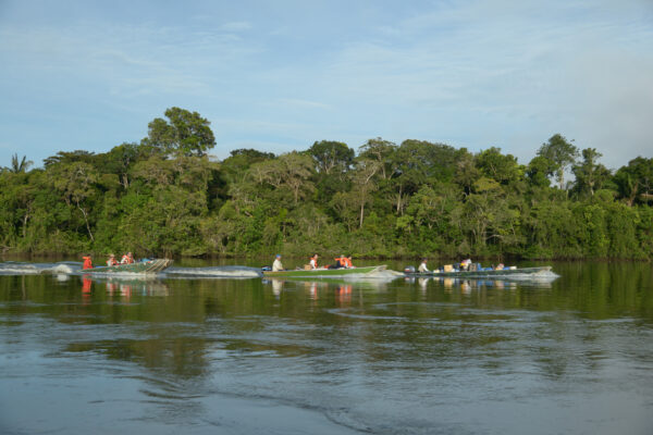 Denise Oliveira - Boats of expedition team, Juruena River, Amazon, 2014 - Zig Koch-WWF